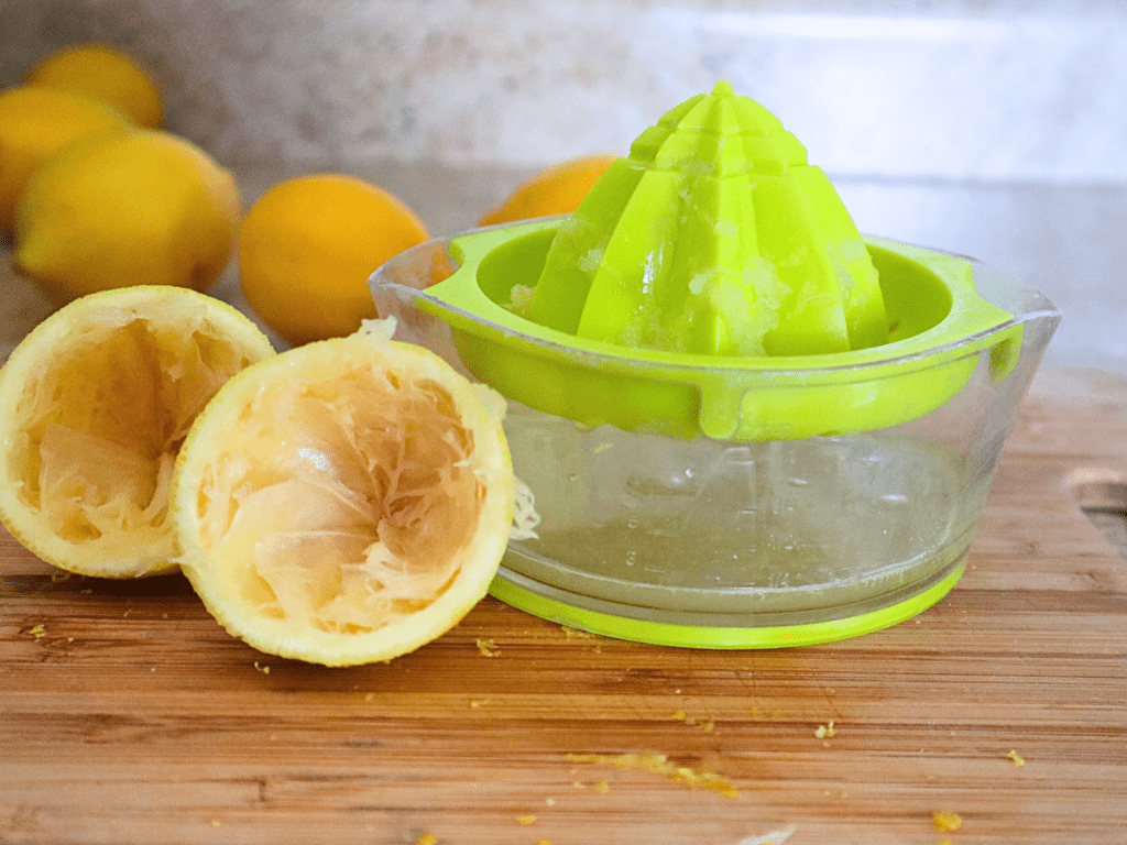 How to freeze Lemons
