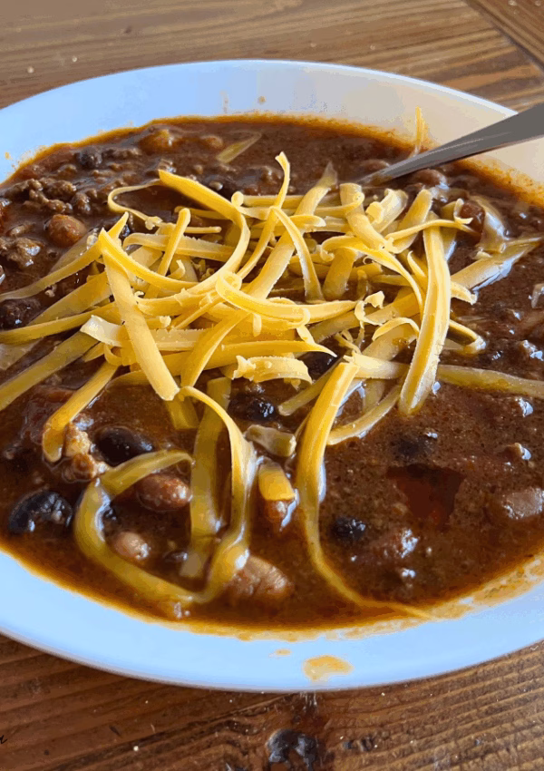 Slow Cooker Beef Chili With Beans (a busy family fall and winter favorite!!)